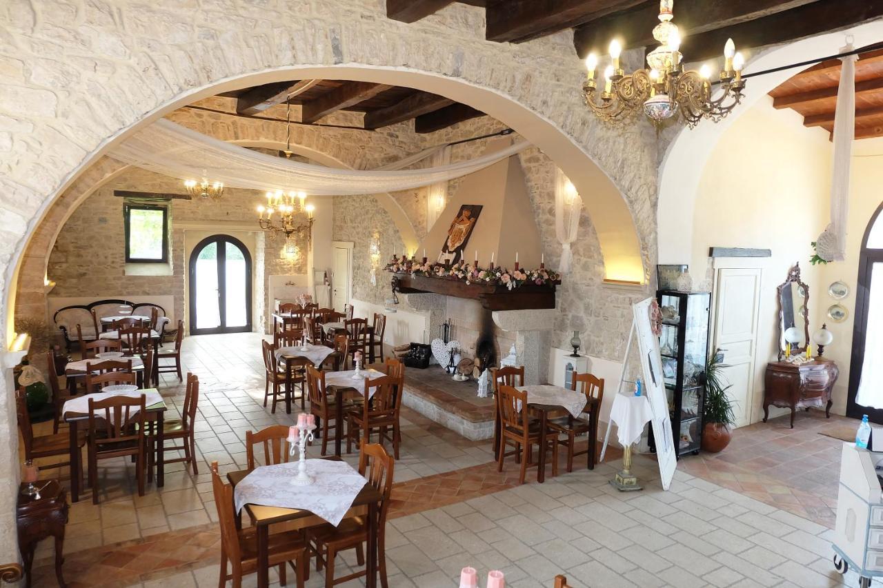 Antica Taverna Del Principe Sepino Exteriér fotografie